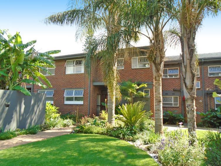 To Let 3 Bedroom Property for Rent in Victory Park Gauteng