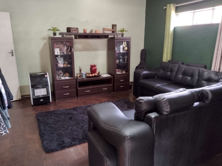 3 Bedroom Property for Sale in Pretoria Gardens Gauteng