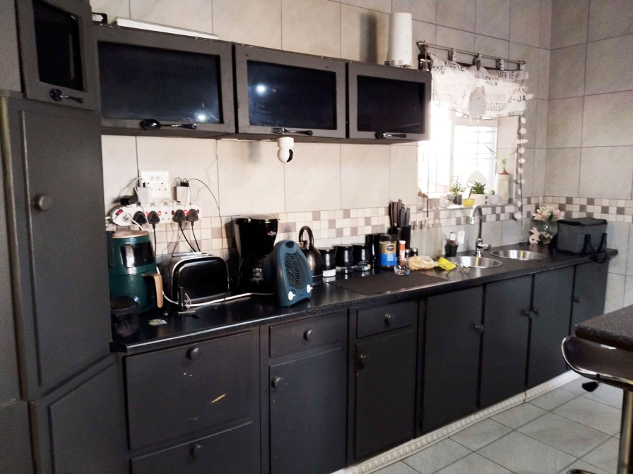 3 Bedroom Property for Sale in Pretoria Gardens Gauteng