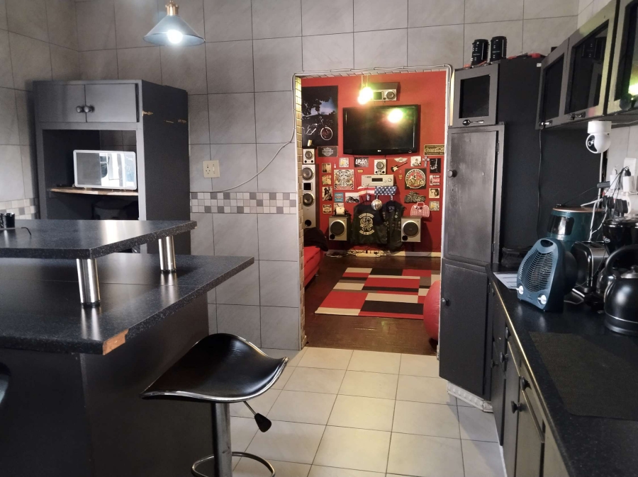 3 Bedroom Property for Sale in Pretoria Gardens Gauteng
