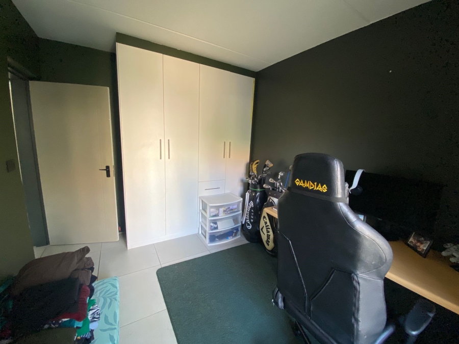 To Let 2 Bedroom Property for Rent in Bedfordview Gauteng