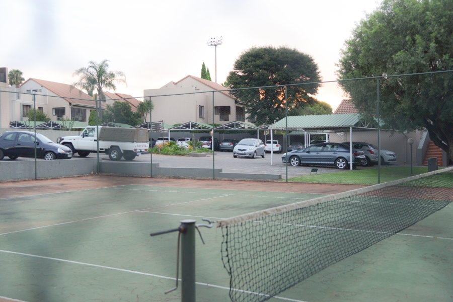 To Let 2 Bedroom Property for Rent in Bedfordview Gauteng