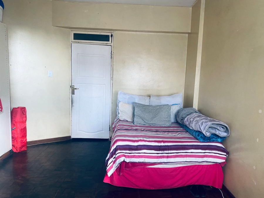 2 Bedroom Property for Sale in Hillbrow Gauteng