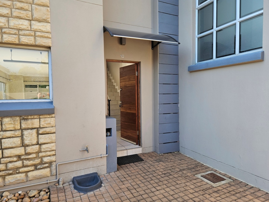To Let 3 Bedroom Property for Rent in Craighall Gauteng