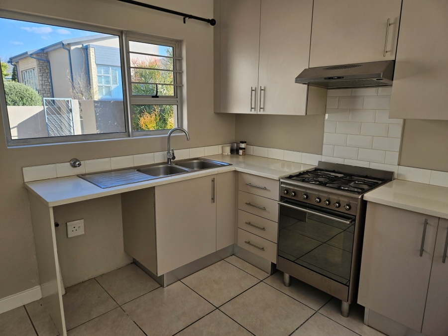 To Let 3 Bedroom Property for Rent in Craighall Gauteng