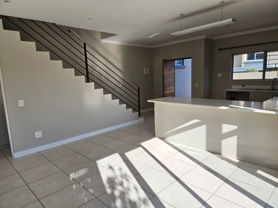 To Let 3 Bedroom Property for Rent in Craighall Gauteng
