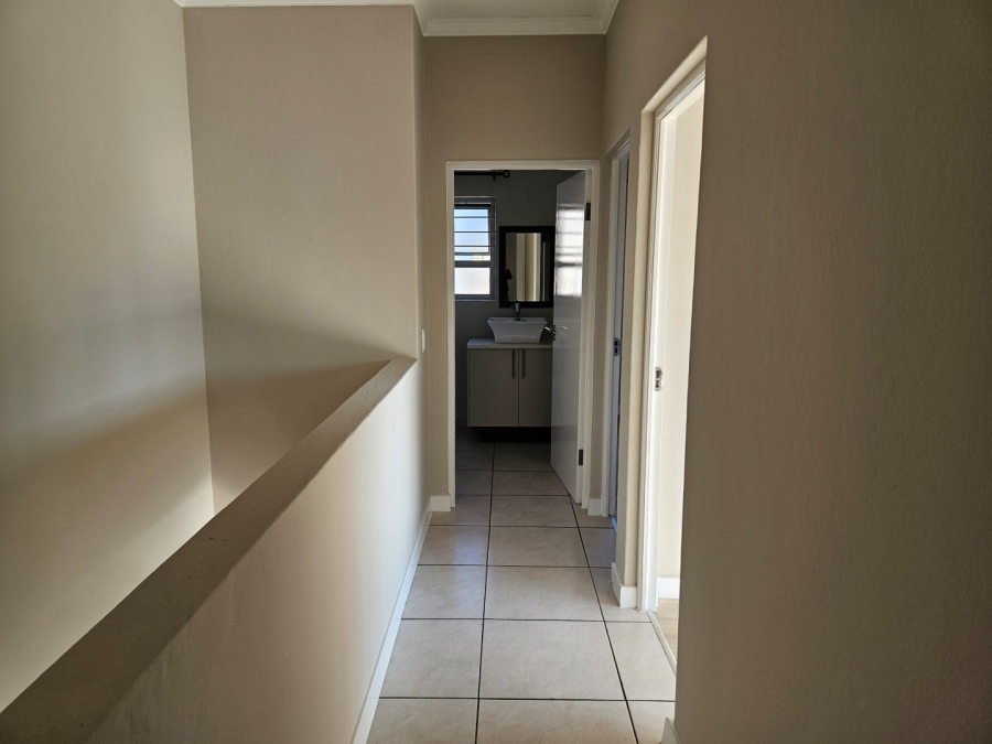 To Let 3 Bedroom Property for Rent in Craighall Gauteng