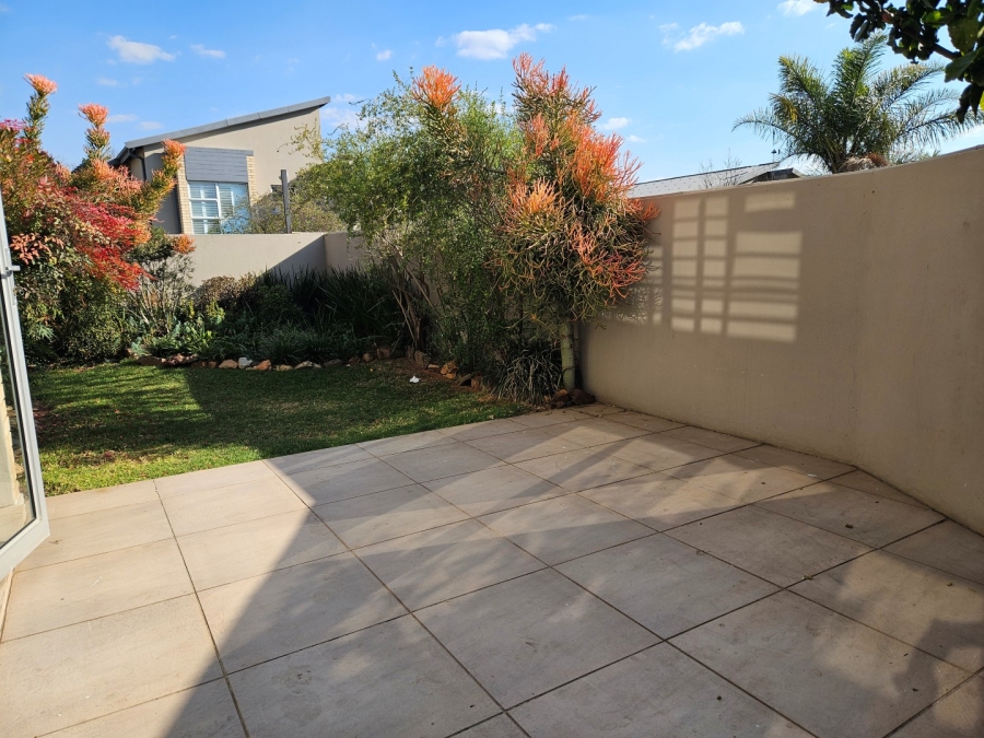 To Let 3 Bedroom Property for Rent in Craighall Gauteng