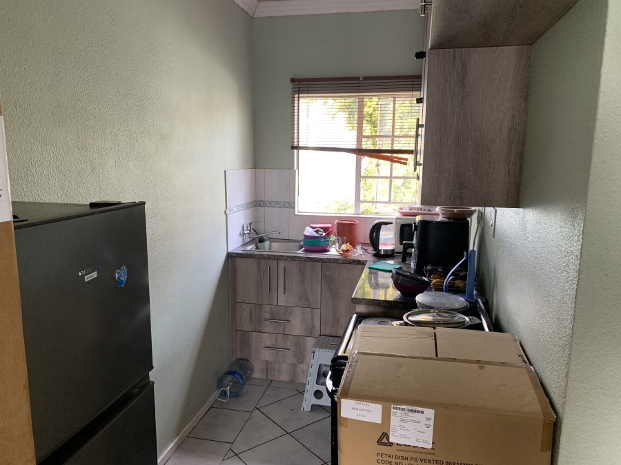 To Let 2 Bedroom Property for Rent in Sharonlea Gauteng
