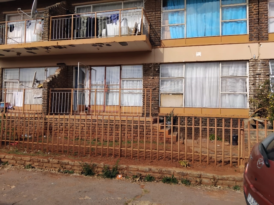 3 Bedroom Property for Sale in Luipaardsvlei Gauteng