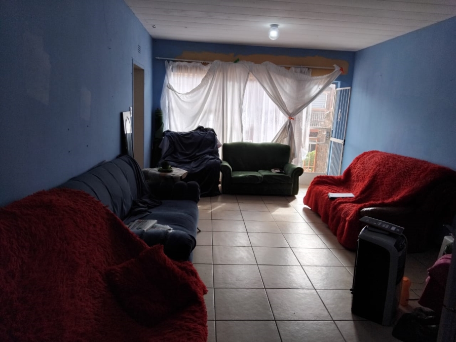 3 Bedroom Property for Sale in Luipaardsvlei Gauteng