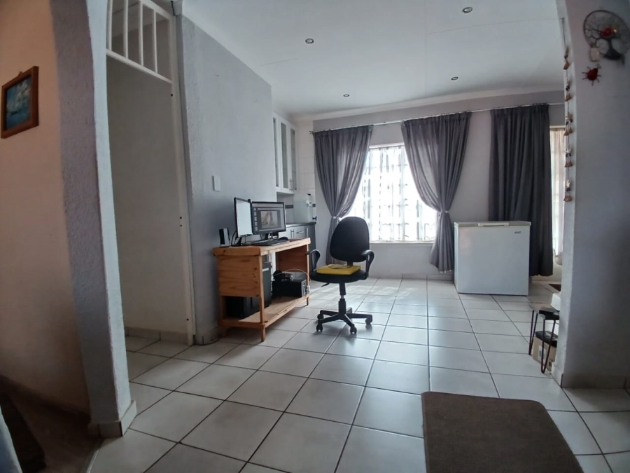 3 Bedroom Property for Sale in Randpoort Gauteng