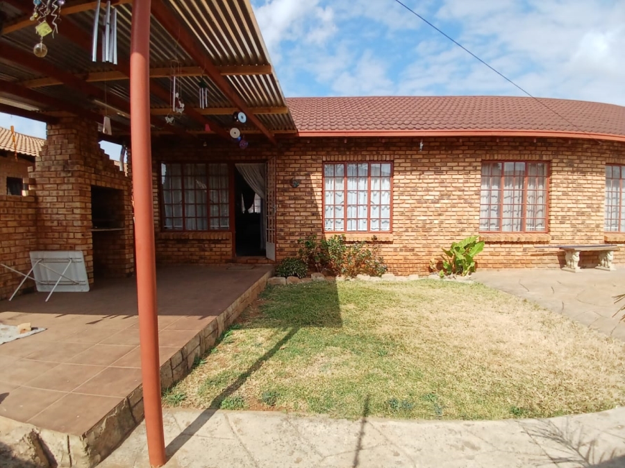 3 Bedroom Property for Sale in Randpoort Gauteng