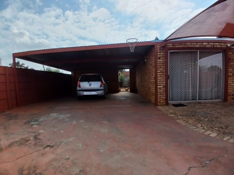 3 Bedroom Property for Sale in Randpoort Gauteng