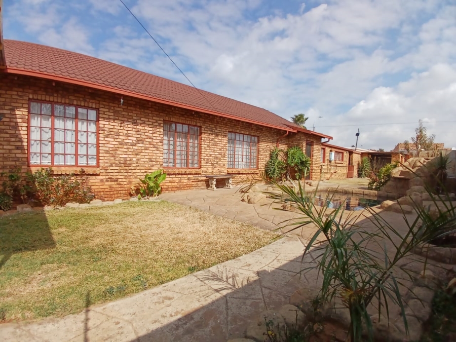 3 Bedroom Property for Sale in Randpoort Gauteng