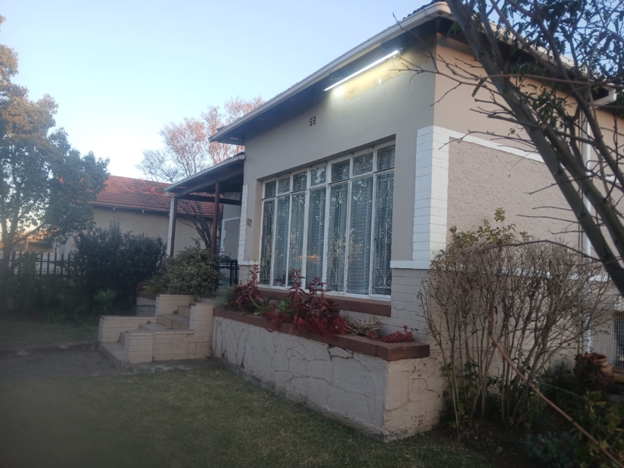 4 Bedroom Property for Sale in Wentworth Park Gauteng