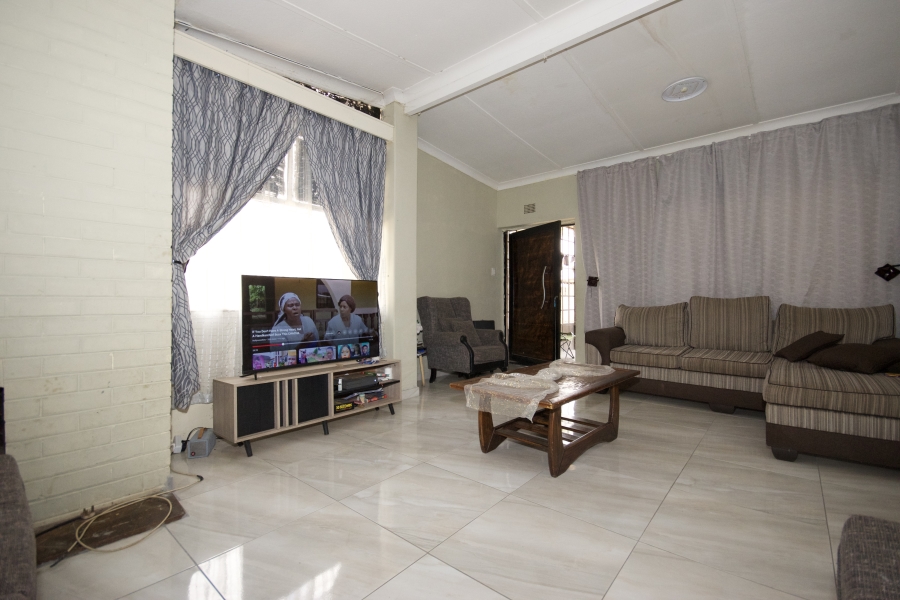 3 Bedroom Property for Sale in Westonaria Gauteng