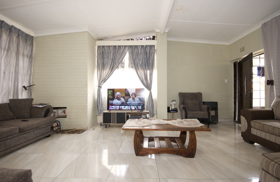 3 Bedroom Property for Sale in Westonaria Gauteng
