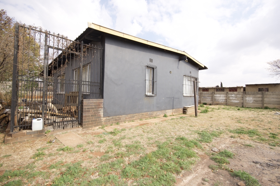 3 Bedroom Property for Sale in Westonaria Gauteng