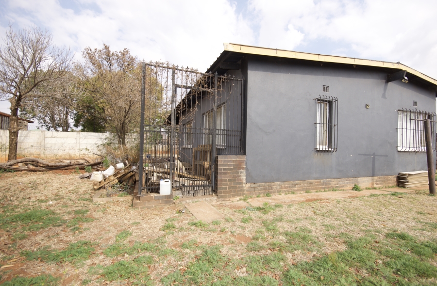 3 Bedroom Property for Sale in Westonaria Gauteng