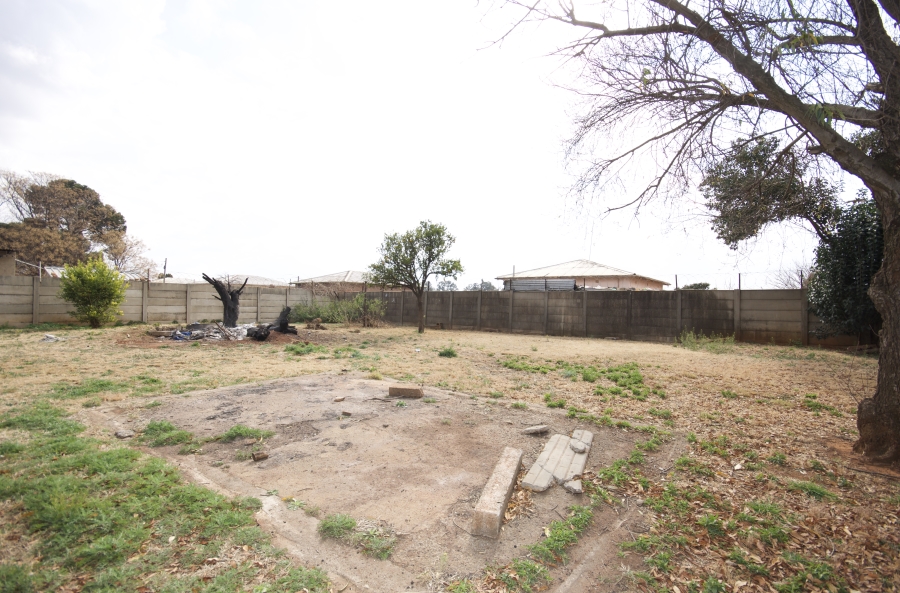 3 Bedroom Property for Sale in Westonaria Gauteng