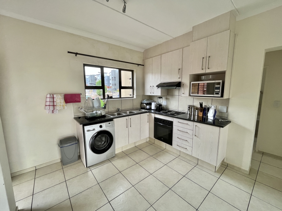2 Bedroom Property for Sale in Barbeque Downs Gauteng