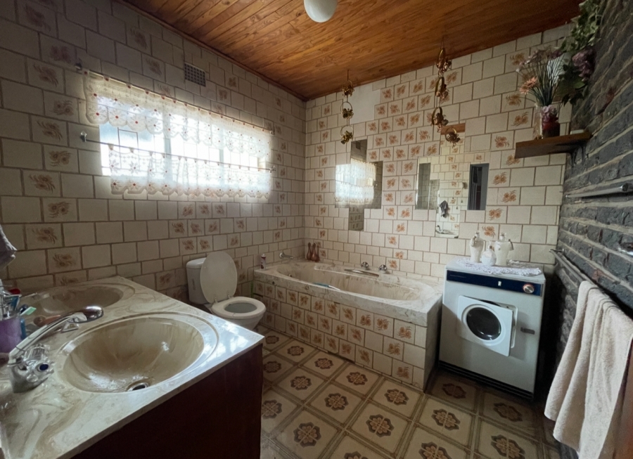 4 Bedroom Property for Sale in Danville Gauteng