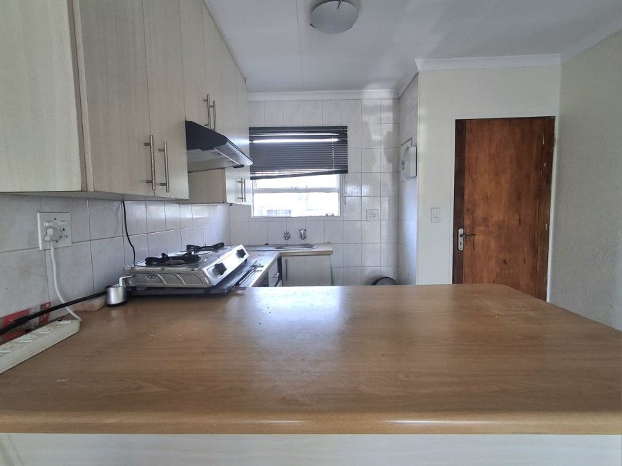 2 Bedroom Property for Sale in Vorna Valley Gauteng