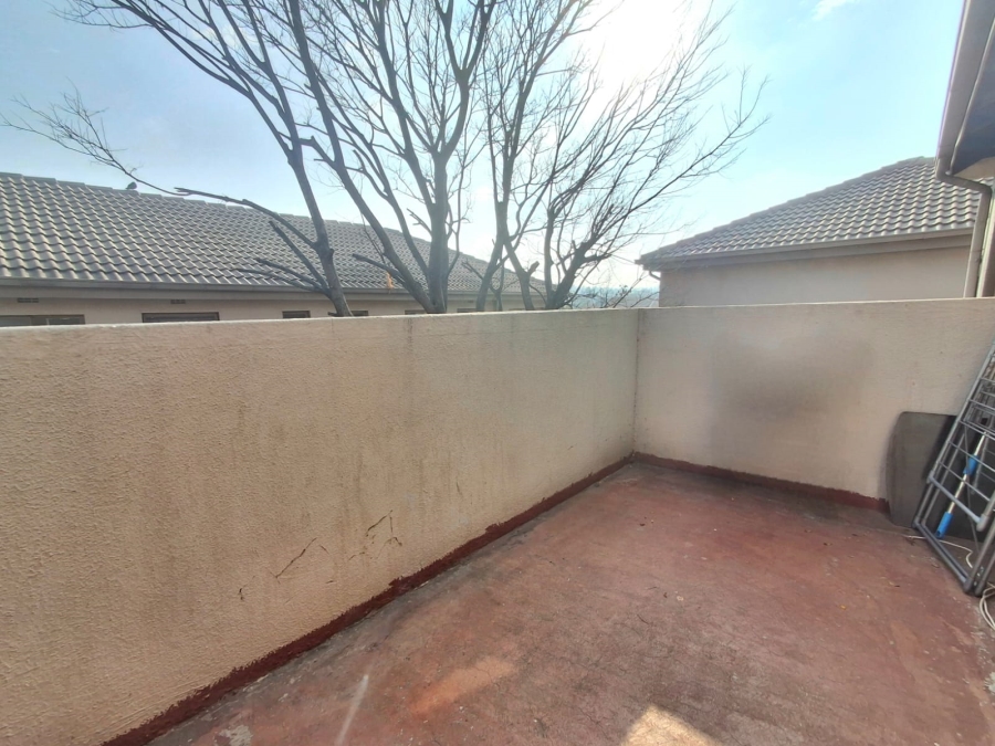 2 Bedroom Property for Sale in Vorna Valley Gauteng