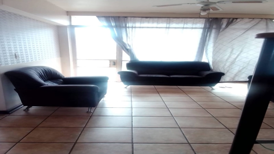 2 Bedroom Property for Sale in Vanderbijlpark CW 3 Gauteng