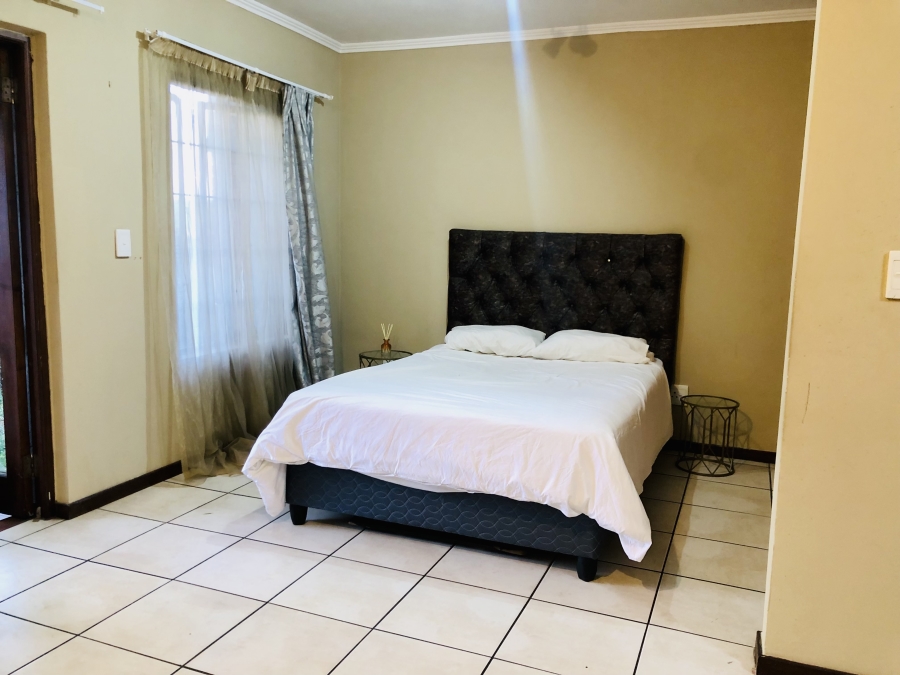 1 Bedroom Property for Sale in Rivonia Gauteng