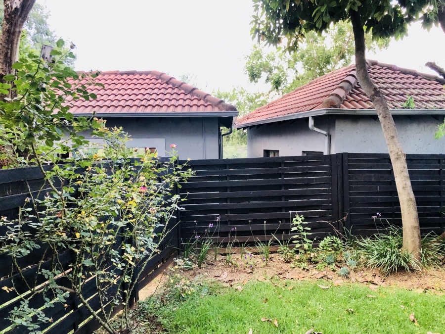 1 Bedroom Property for Sale in Rivonia Gauteng