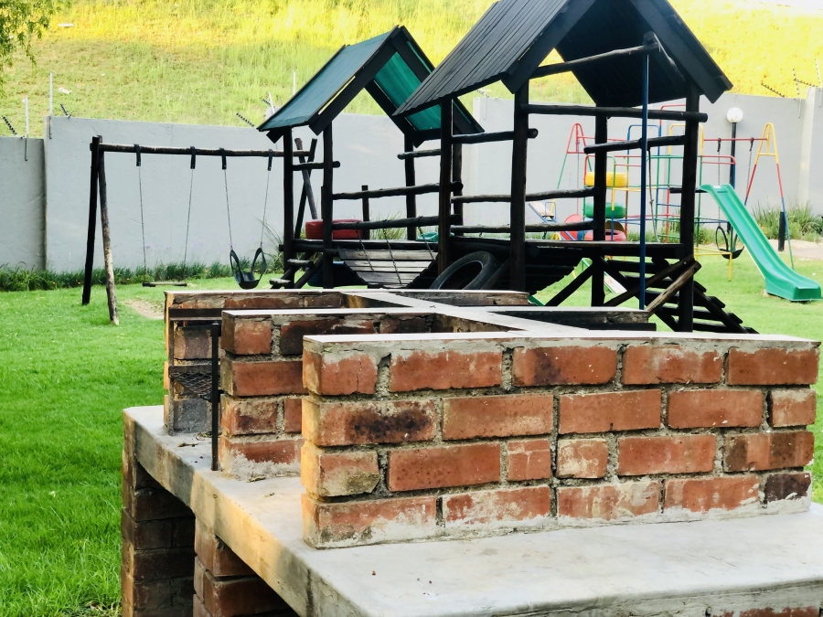 1 Bedroom Property for Sale in Rivonia Gauteng