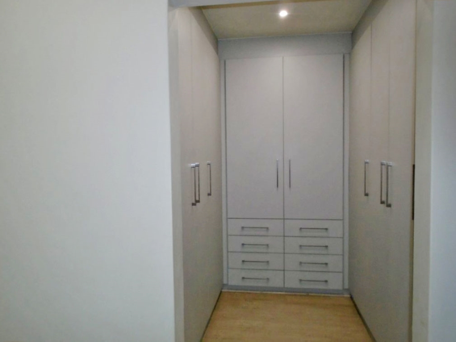 To Let 3 Bedroom Property for Rent in Oaklands Gauteng