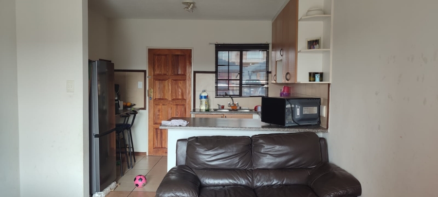 To Let 2 Bedroom Property for Rent in Noordwyk Gauteng