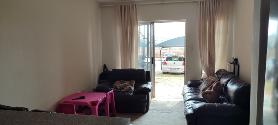To Let 2 Bedroom Property for Rent in Noordwyk Gauteng