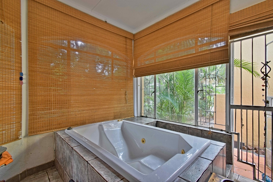 4 Bedroom Property for Sale in Florauna Gauteng