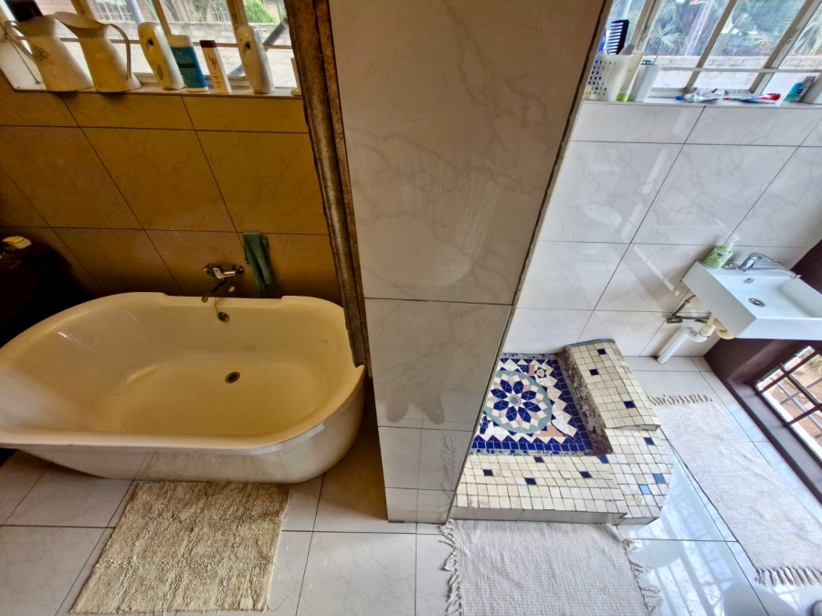 6 Bedroom Property for Sale in Capital Park Gauteng
