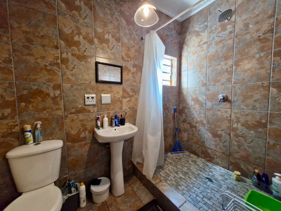 6 Bedroom Property for Sale in Capital Park Gauteng