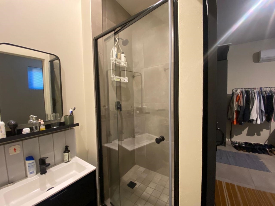 2 Bedroom Property for Sale in Sandton Central Gauteng