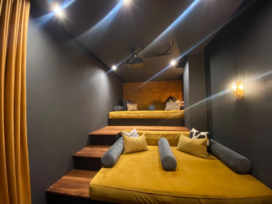 2 Bedroom Property for Sale in Sandton Central Gauteng