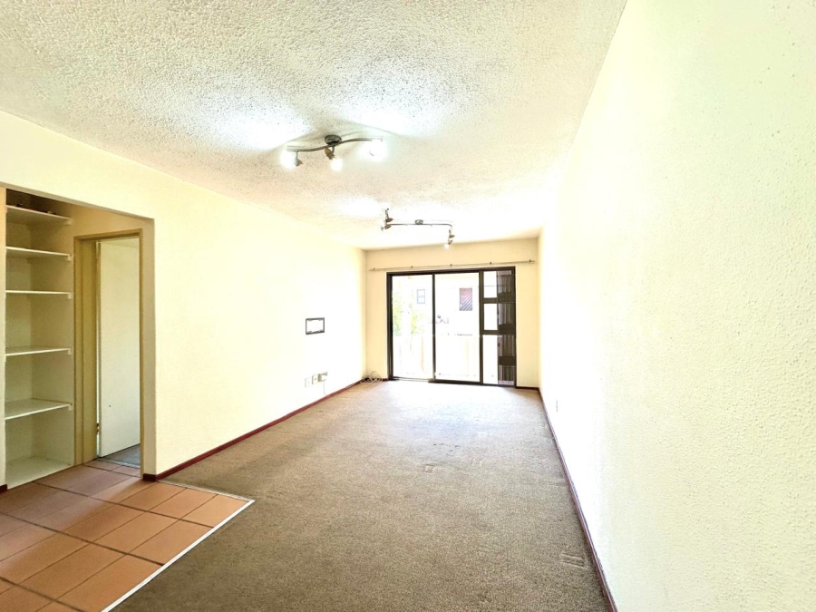 1 Bedroom Property for Sale in President Ridge Gauteng