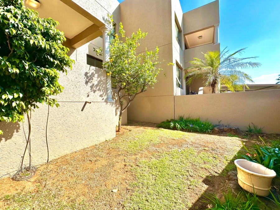 1 Bedroom Property for Sale in President Ridge Gauteng