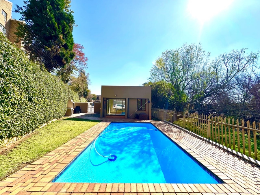 1 Bedroom Property for Sale in President Ridge Gauteng