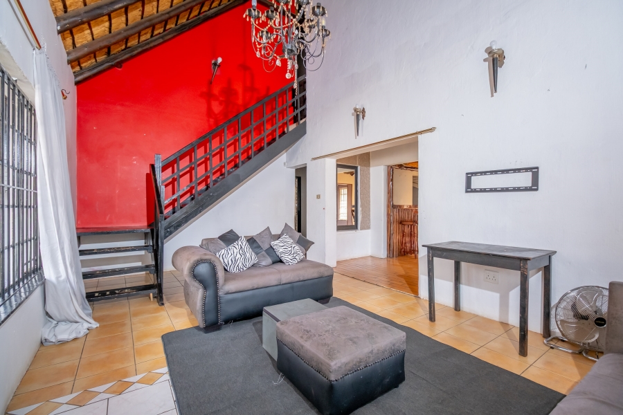 3 Bedroom Property for Sale in Fontainebleau Gauteng