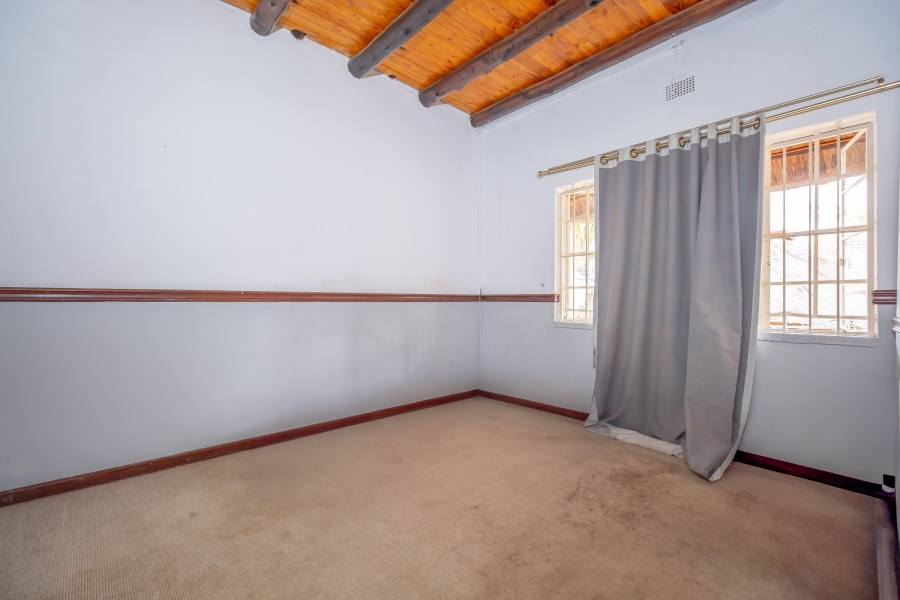 3 Bedroom Property for Sale in Fontainebleau Gauteng
