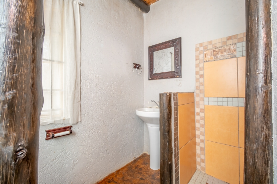3 Bedroom Property for Sale in Fontainebleau Gauteng