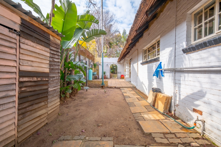 3 Bedroom Property for Sale in Fontainebleau Gauteng