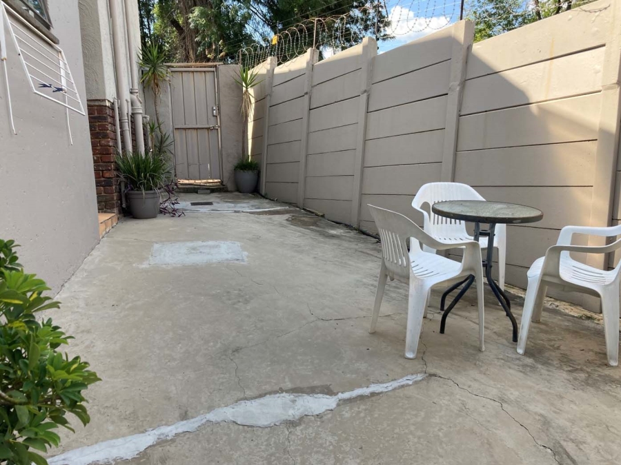 To Let 1 Bedroom Property for Rent in Victory Park Gauteng