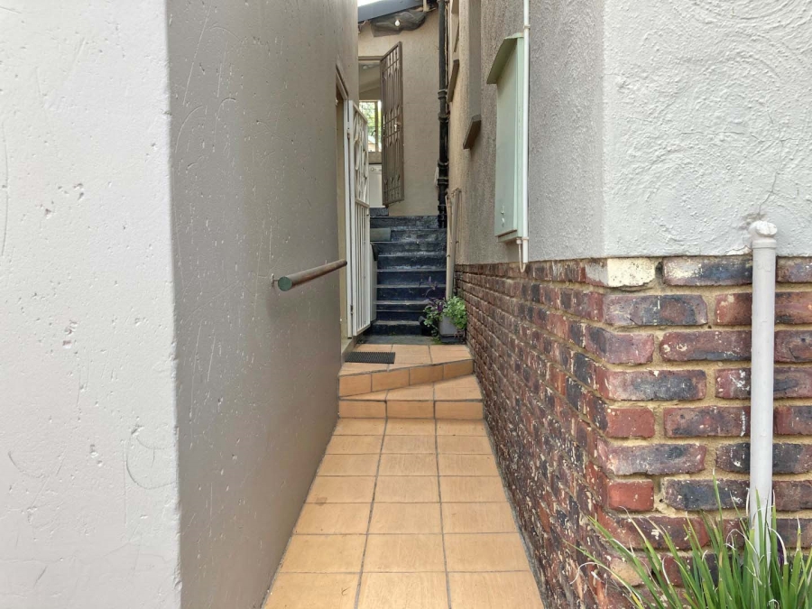 To Let 1 Bedroom Property for Rent in Victory Park Gauteng